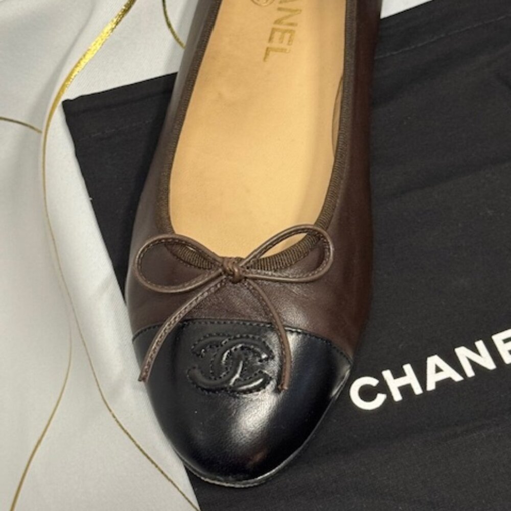 Chanel Brown & Black Lambskin Ballerina Flats – Size 41